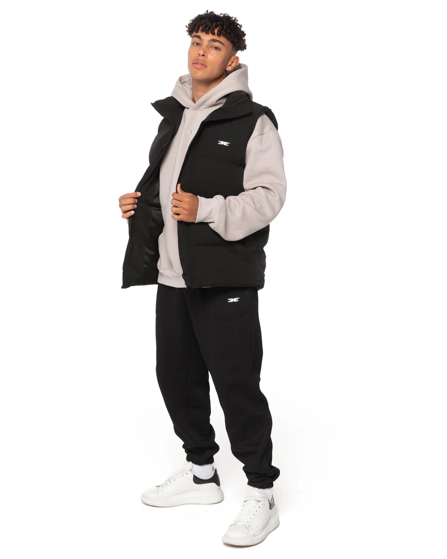 Elite Eleven Unisex Puffer Vest - Black - Image 2