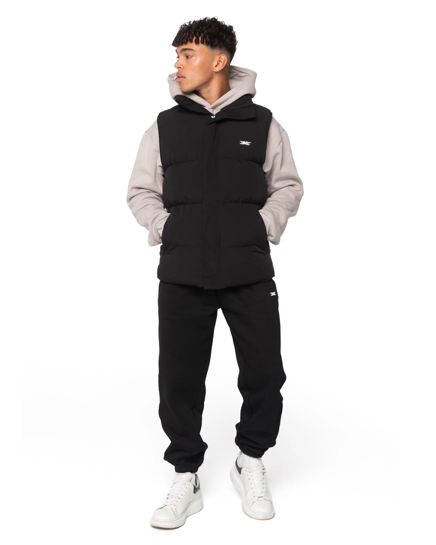 Elite Eleven Unisex Puffer Vest - Black - Image 4